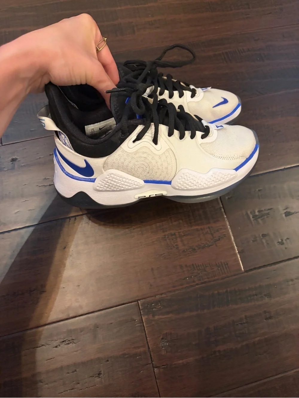 Nike PG5 PS5 White and Blue Low-Top Sneakers basketball athletic sneakers shoes